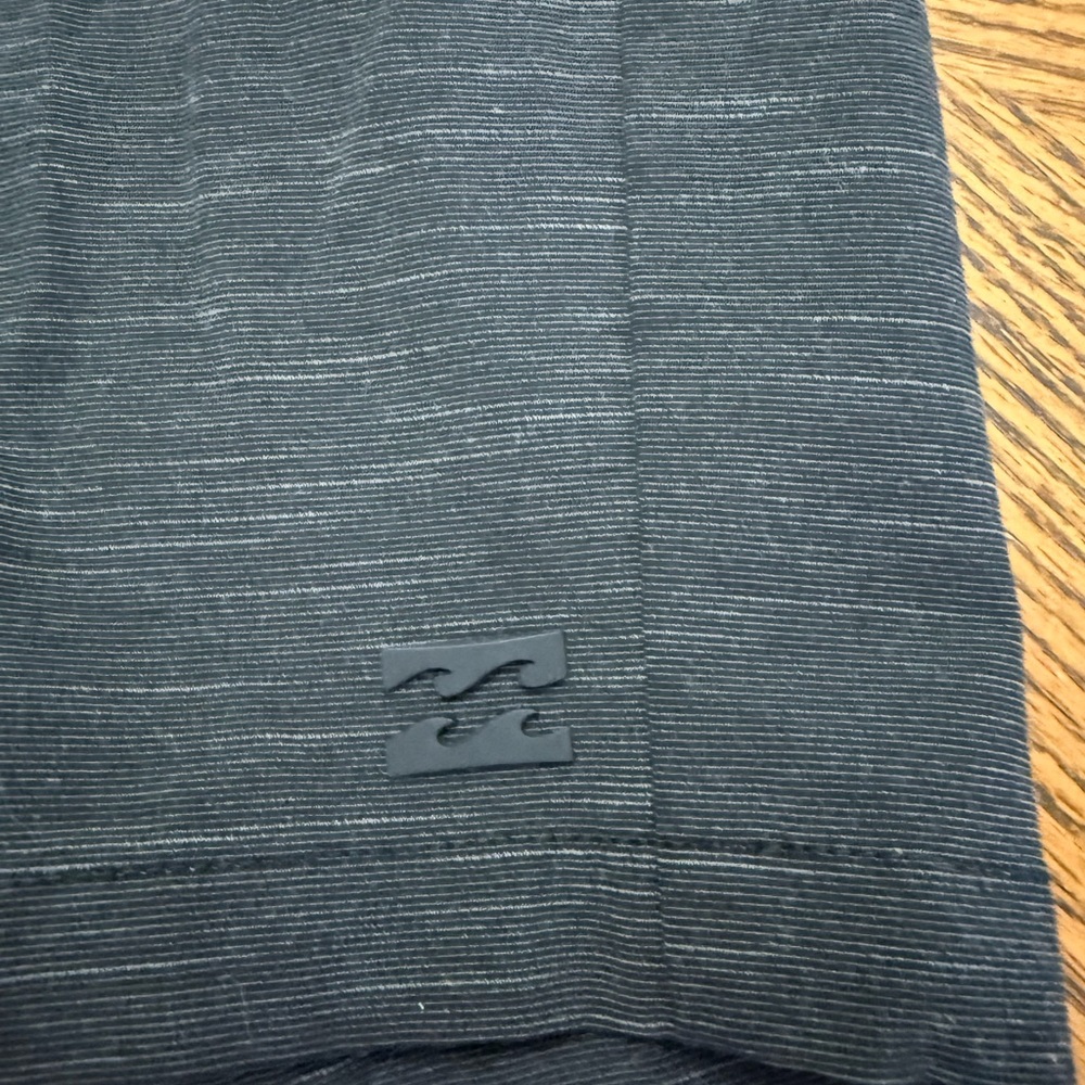 Billabong Men's Dark Gray Flat Front Shorts - Picture 7 of 8